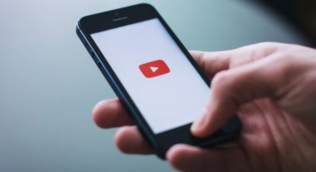 how much does youtube pay