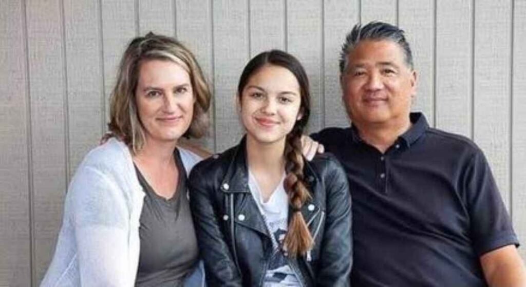 olivia rodrigo brother