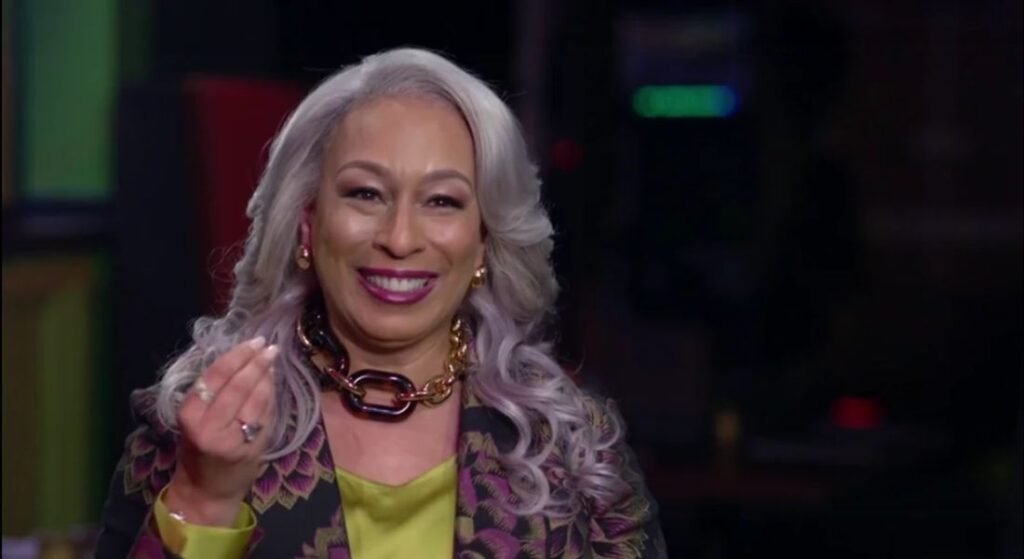 evelyn tunie