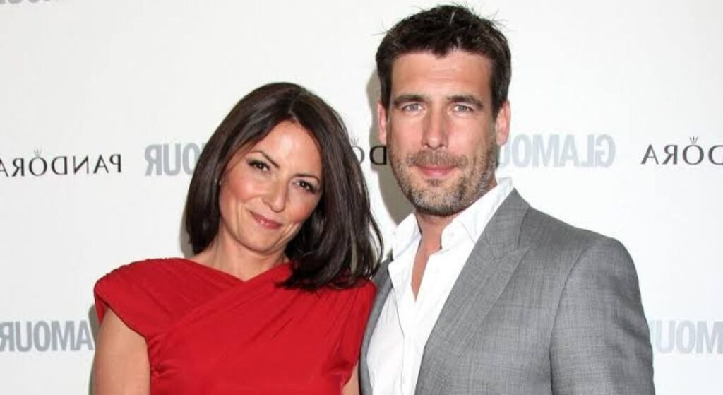 does matthew robertson have a new partner?